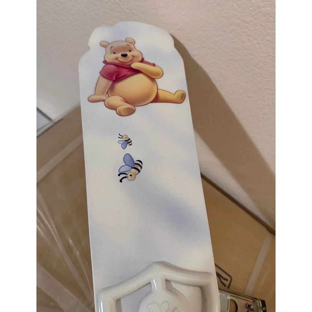 Pooh Storytime 42 in 4-Blade Ceiling Fan w/ Light, Reverse, Vintage Pooh Tested